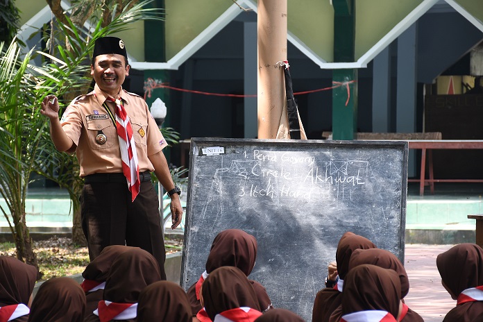 Pembina Muslimah Berkualitas Standar KMD Di Gontor Putri Kampus 1