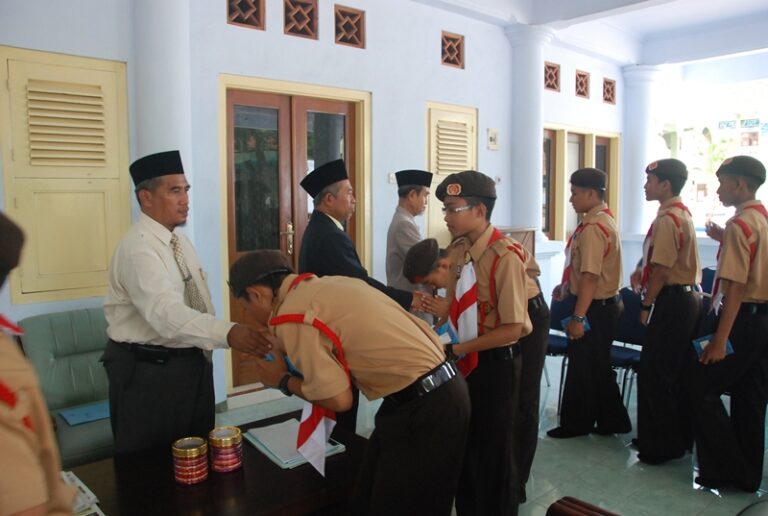 Gontor Delegasikan Kontingen ke Jambore Daerah Jatim 2014