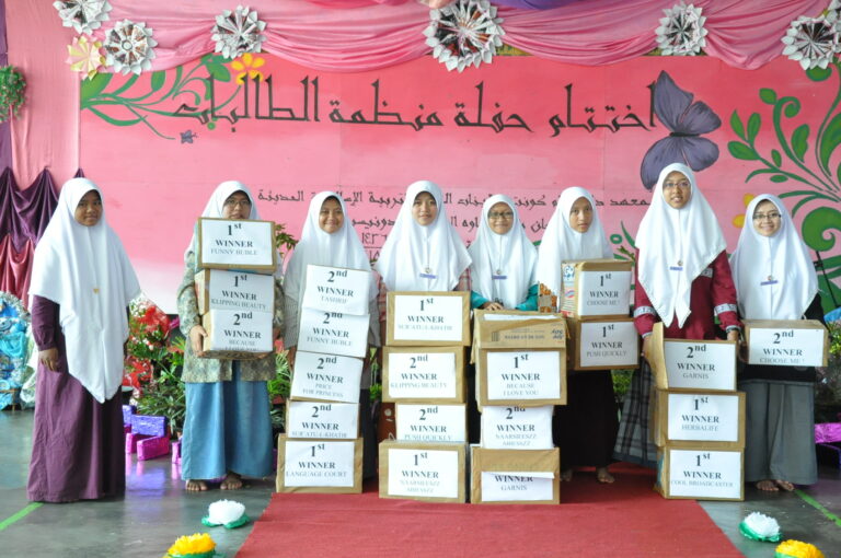 Perlombaan Keluarkan Bakat Terpendam
