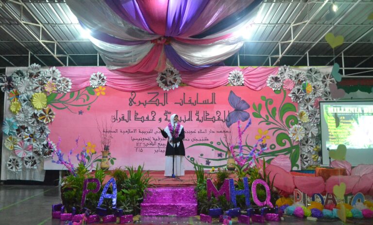 Daiyah-Daiyah Nusantara Penjunjung Al-Qur’an Panutan Umat