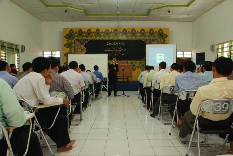 Gontor Karantina 131 Orang Sarjana Guru