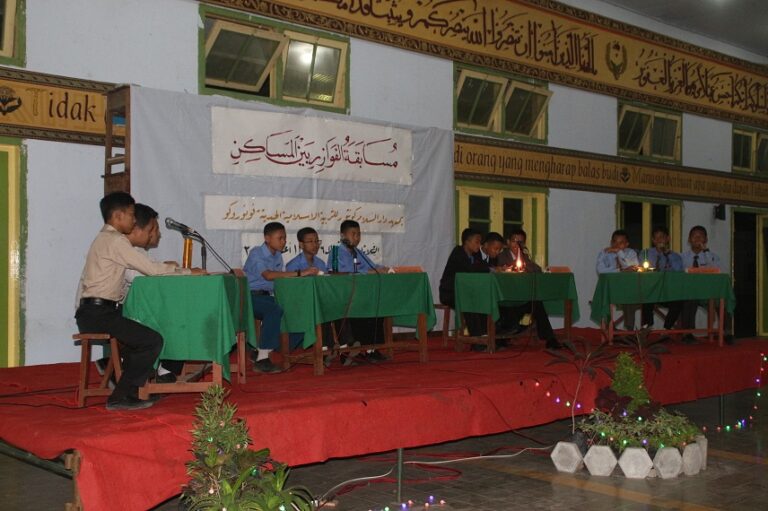 Final Lomba CC: Tentukan Rayon Terbaik