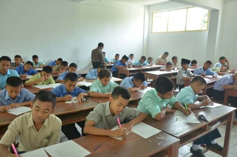 Tingkatkan Kualitas Akademis dengan Ulangan Umum