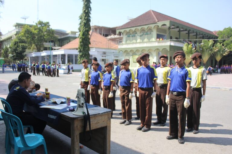 LKBB Tingkatkan Skill Dasar Kepramukaan