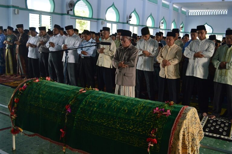 Hingga Wafatnya, Ustadz Tarwichi telah Setengah Abad Mengajar di Gontor
