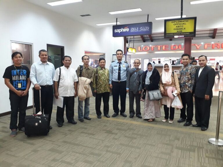 Pimpinan PMDG, Kiai Hasan Abdullah Sahal Kunjungi IKPM Cabang Eropa, Mesir dan Sudan