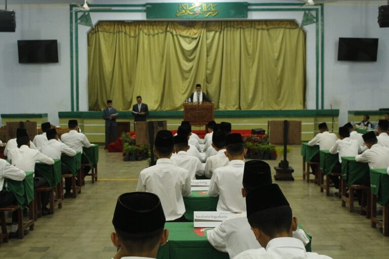 Estafetkan Kepengurusan Organisasi, PMDG Adakan Pemilihan Ketua Organisasi Pelajar Pondok Modern (OPPM) dan Koordinator Gerakan Pramuka (KGP) Baru