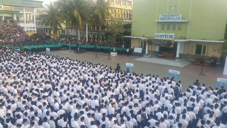 Pendidikan Homogenisasi di Gontor