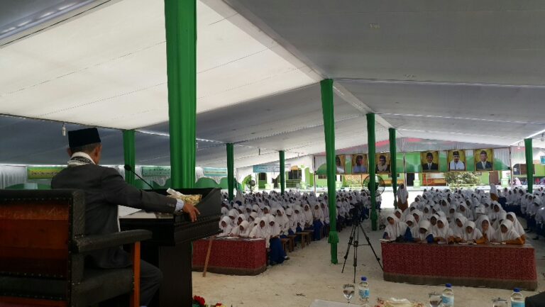 KH. Hasan Abdullah Sahal: Jadilah Seseorang yang Mundzirul Qaum