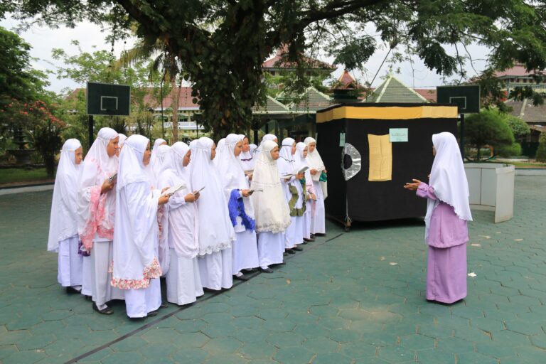 Tingkatkan Ubuddiyah dengan Manasik Haji