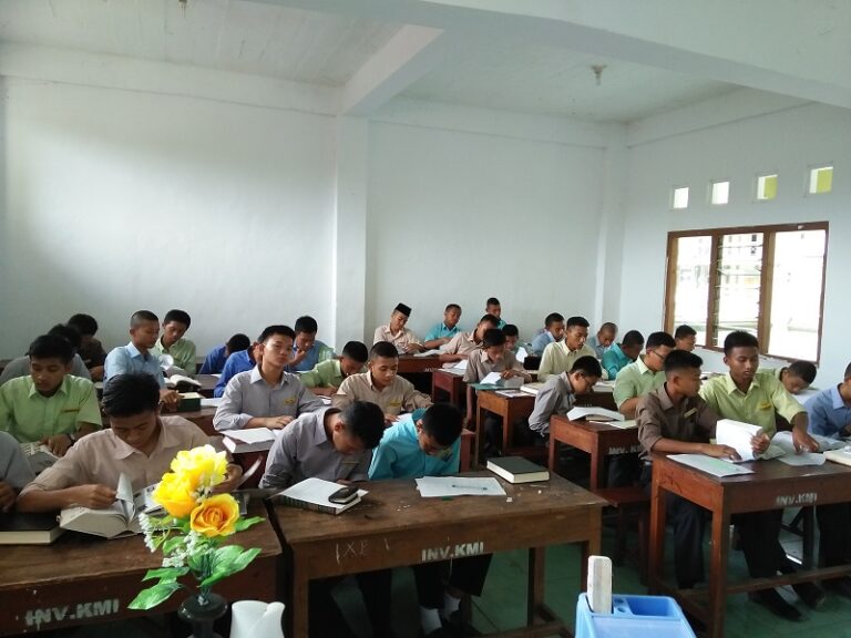ALAC Adakan Ulangan Umum Pelajaran Sore