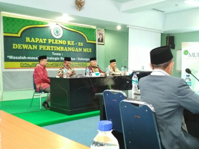 Kiai Hasan Hadiri Rapat Pleno MUI ke-22