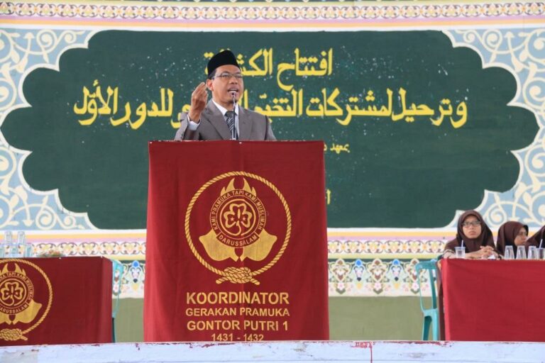 Pembukaan Pramuka & Pelepasan Peserta Perkemahan Kamis-Jum’at,”Siap Mewarnai Pramuka dengan Warna Islami”.
