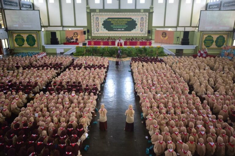SCIENCE SHOW: Meningkatkan Bakat Terpendam Santri