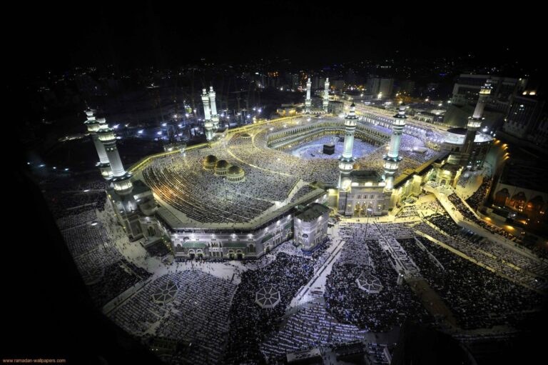 UMRAH BERSAMA BAPAK PIMPINAN DAN KELUARGA PONDOK MODERN DARUSSALAM GONTOR TAHUN 1439/2018
