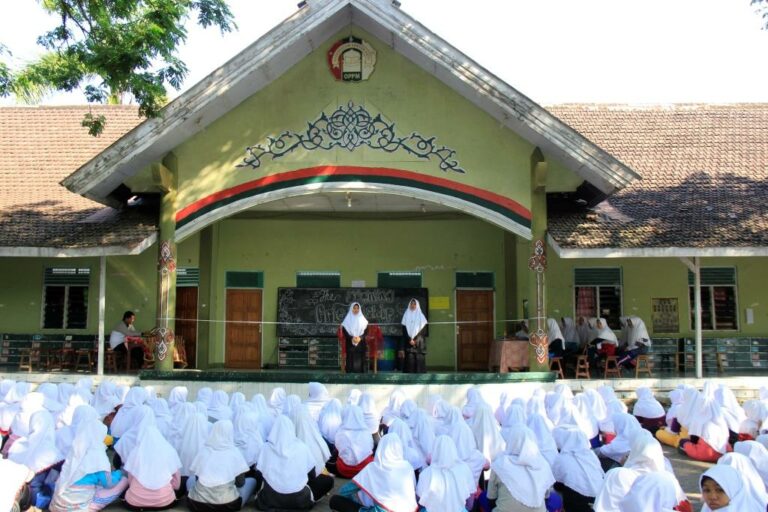 Fathul Kutub : Ajang Pengaplikasian Bahasa Arab Santri