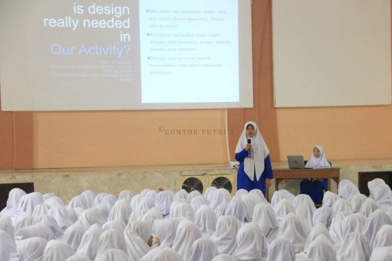 Gontor Putri Ajarkan Dakwah dengan Desain Grafis
