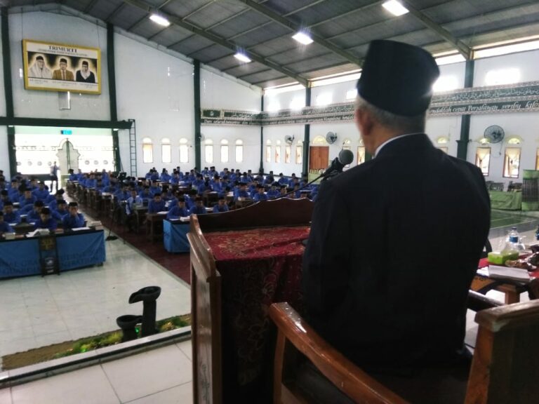 Kiai Syamsul Buka Fathul Kutub PMDG Kampus 5