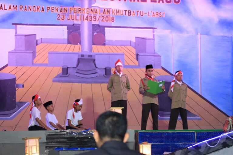 Lomba Puisi dan Festival Lagu Asah Mental Santri PMDG