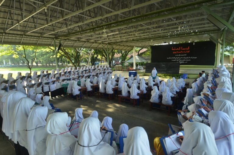 ‘Amaliyatu at-Tadris Perdana – Wadah Penyemaian Bibit Pemahaman Mengajar Siswi Kelas 6