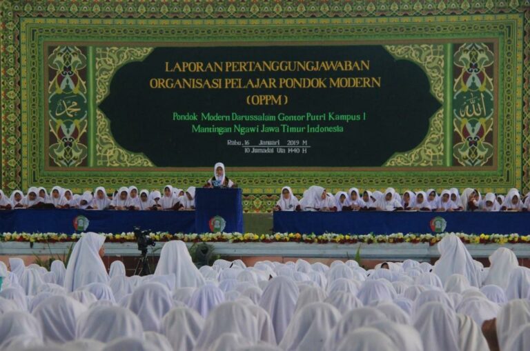 Ajarkan Kaderisasi dan Keorganisasian Melalui Laporan Pertanggung Jawaban Organisasi Pelajar Pondok Modern