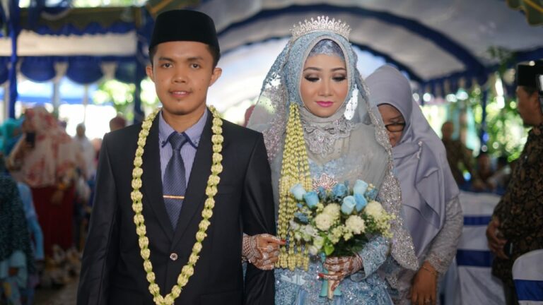 Antara Gontor, Perjuangan, dan Ikatan Suci