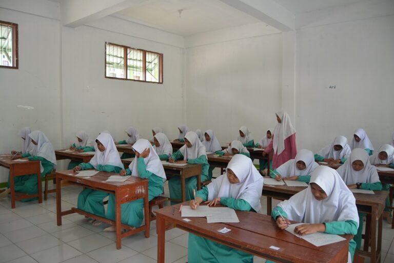 Ujian Tulis Akhir Tahun: Jihad Belum Usai!