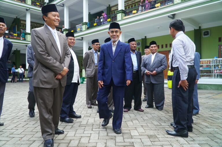 Kesederhanaan Ala Gontor