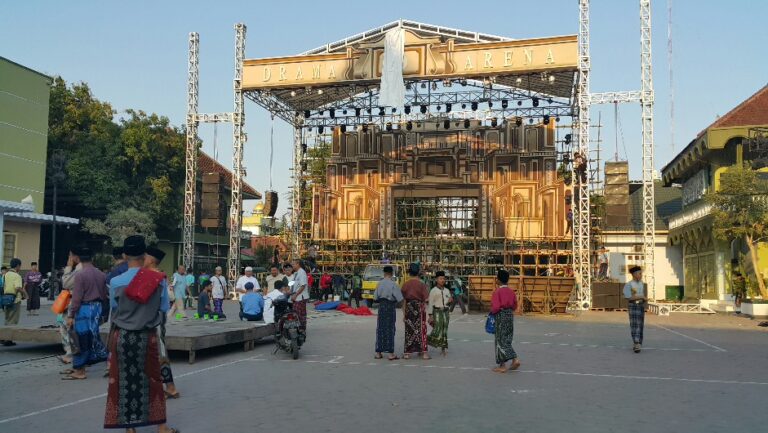 80% Persiapan Panggung Drama Arena 594 Tuntas