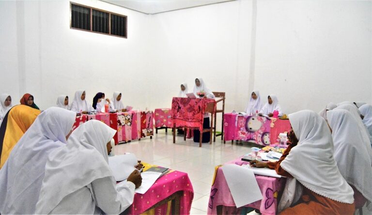 Muker Rayon, Ajang Pembentukan Organisator Handal