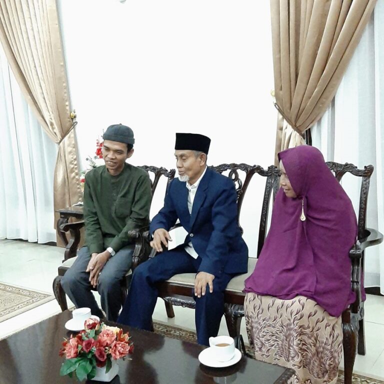 Kiai Hasan Bertemu UAS