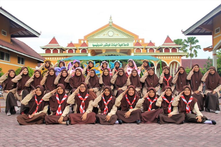 REGENERASI PEMBINA GUGUS DEPAN;  wujud pembaharuan semangat bagi darah coklat.