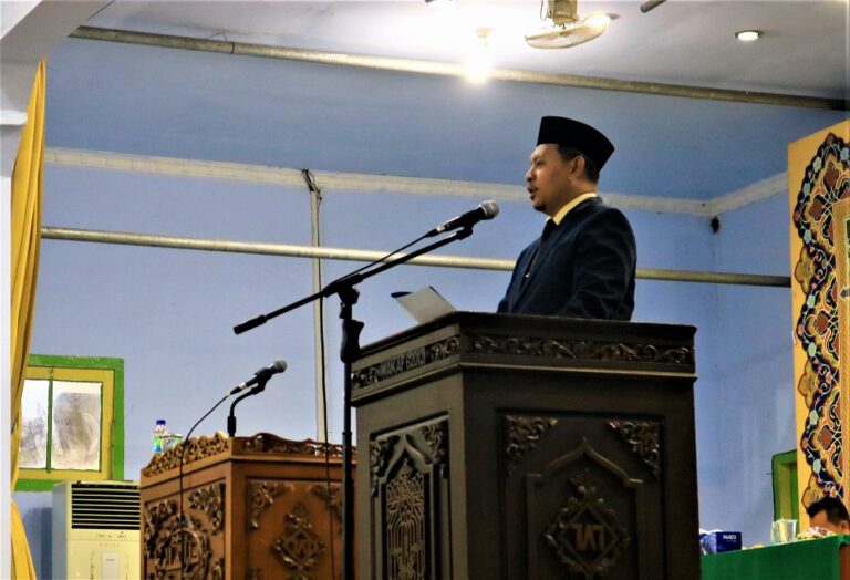 Pengarahan dan Pembagian Jadwal Pengajar Pelajaran Sore dan Pengawas Latihan Pidato Untuk Siswa Kelas 5 KMI