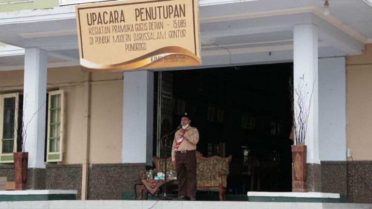 Akhir Kegiatan Kepramukaan, Gontor Adakan Upacara Penutupan dan Pembagian Hadiah