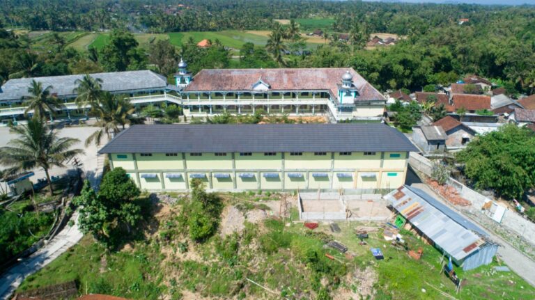 Pembangunan Gudang Baru KMI Dimulai