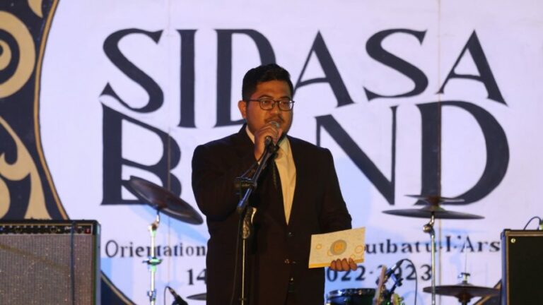 Penampilan Sidasa Band Meriahkan Malam Pembagian Hadiah