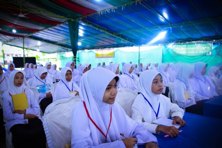 Umumkan Kelulusan Calon Pelajar, Kiai Hasan Abdullah Sahal  “Menuntut Ilmu Adalah Kebutuhan Kita”