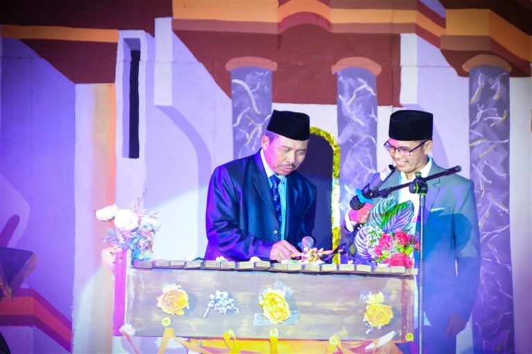 Amazing Drama Arena, Acara Dalam Drama Bukan Drama Dalam Acara