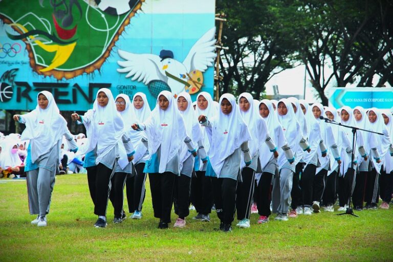Demo Baris-berbaris Awali Kegiatan LKBB