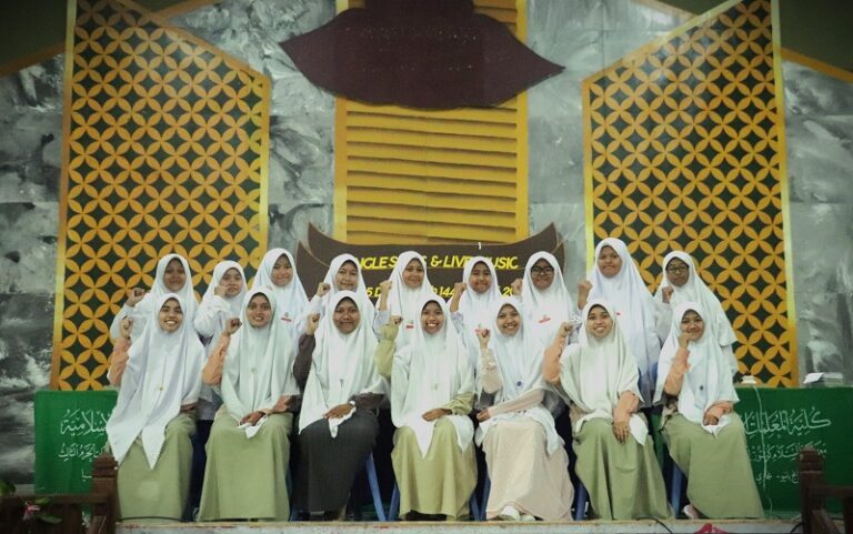 Lomba Cerdas Cermat; Aligarh Juara!