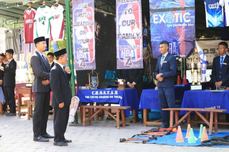 Tiga Unsur Pendidikan dalam Art, Handicraft and Sport Show