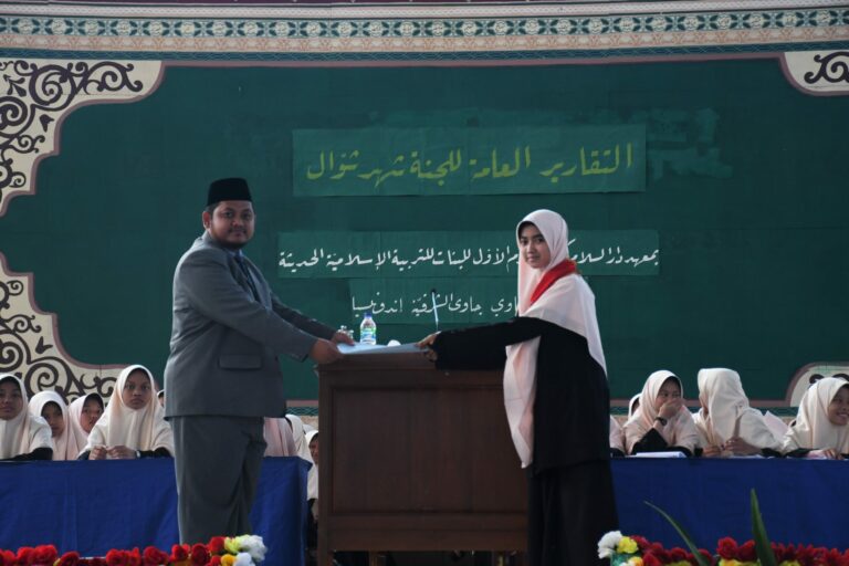 Gontor Cetak Generasi Amanah lewat Laporan Pertanggungjawaban Panitia Bulan Syawwal