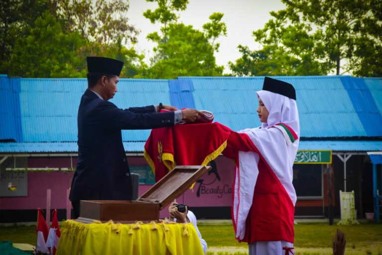 Merdeka! HUT Kemerdekaan Republik Indonesia Ke-77