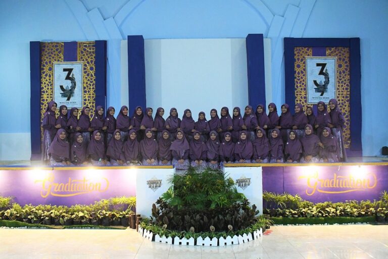 Ujian Tulis Capel Putri Dilaksanakan di Gontor Putri 1