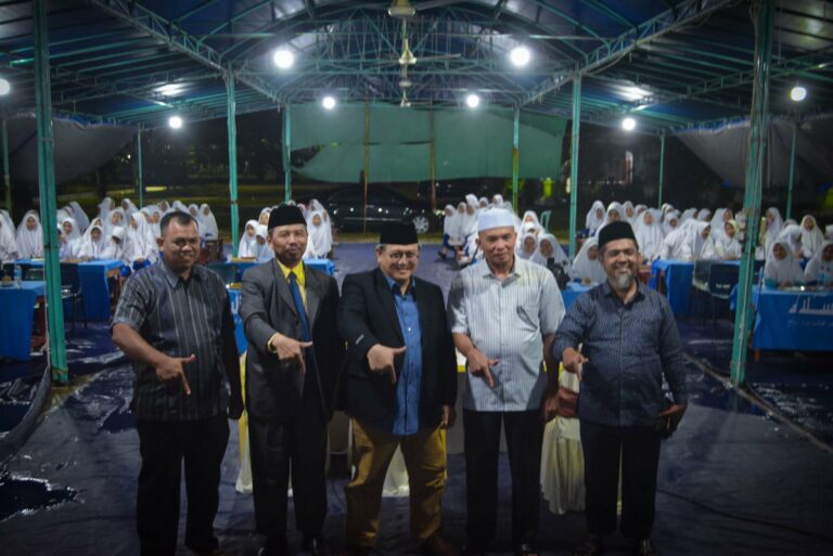 Sarasehan Bersama Al- Ustadz. Prof. Dr. K.H. Husnan Bey Fananie, M.A