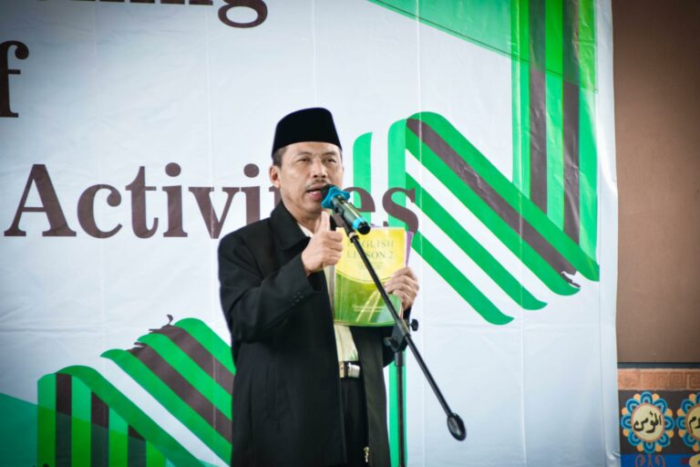 Berdisiplin Berbahasa Kembali Aktif