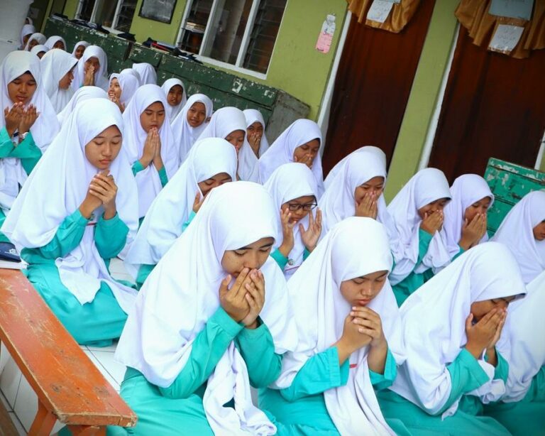Sukacita Pascaujian, Panitia Gelar Sujud Syukur dan Tasyakuran