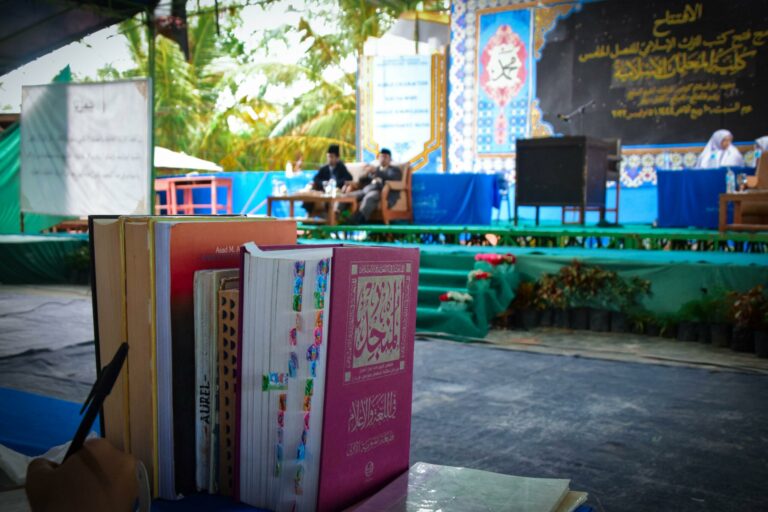 Fathu-l-Kutub, Perdalam Khizanah Keilmuwan Siswi