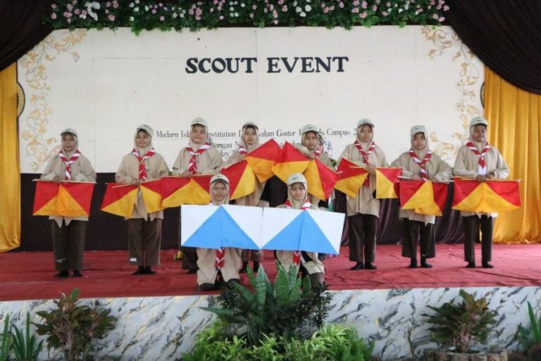 TINGKATKAN KEGEMARAN BERPRAMUKA SANTRIWATI DENGAN SCOUT EVENT