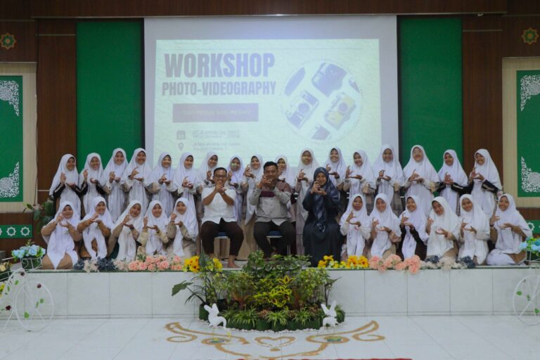 Bag. Fotografi OPPM Adakan Workshop Foto-Videografi